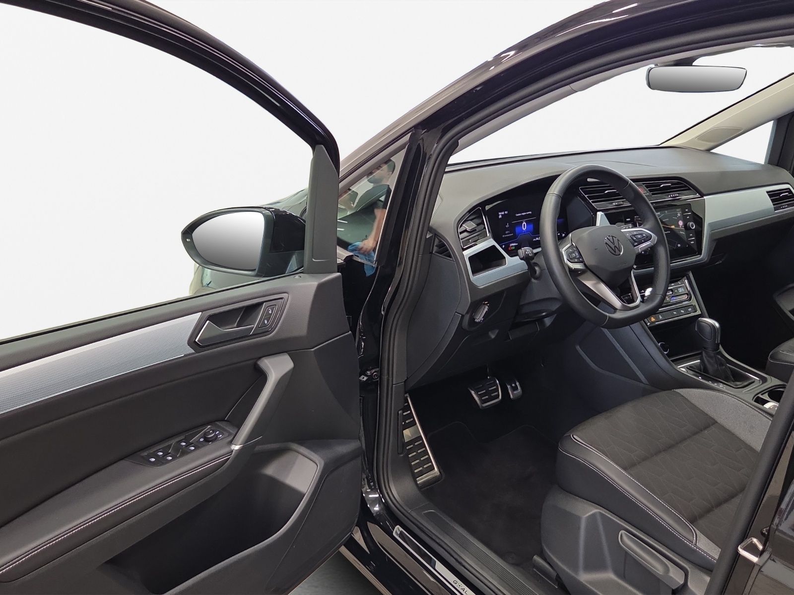 Volkswagen Touran - Bild 16