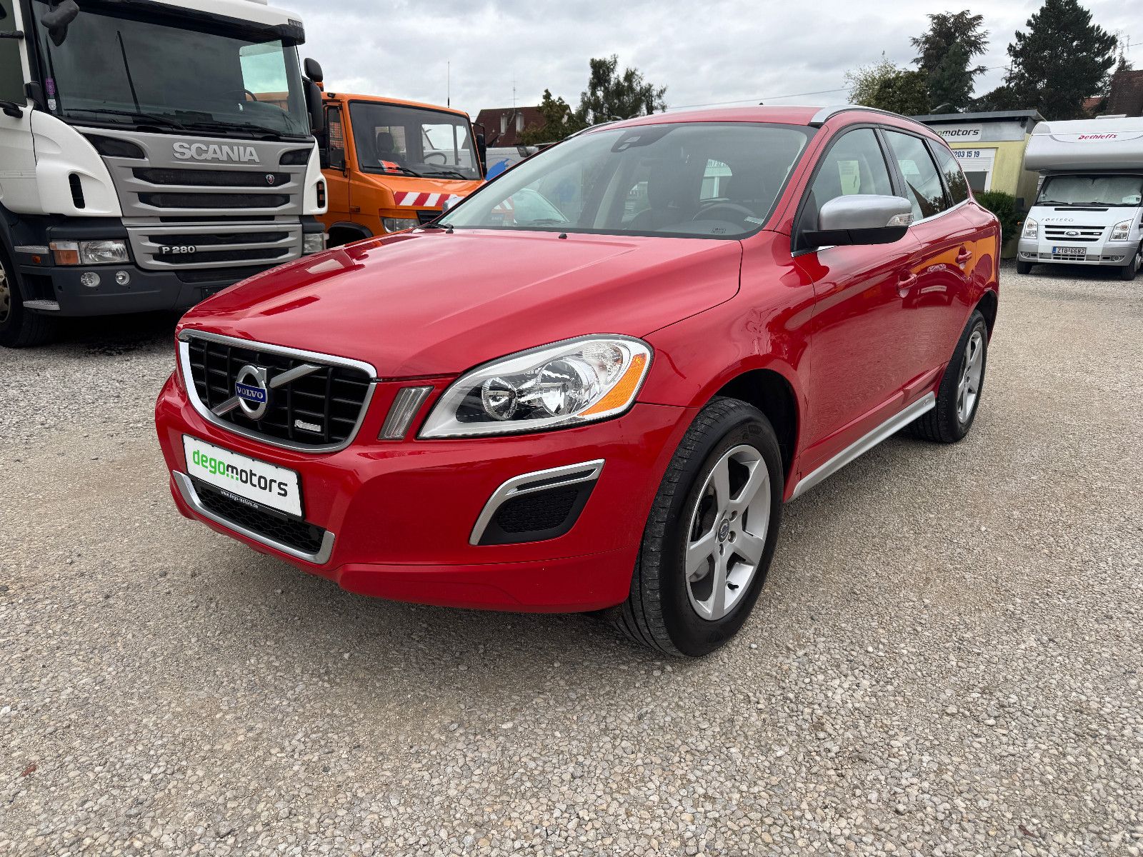 VOLVO XC60 R-Design AWD