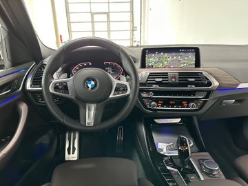 Fahrzeugabbildung BMW X3 xD30d M Sport SAG CockpitProf DAB Alarm HiFi