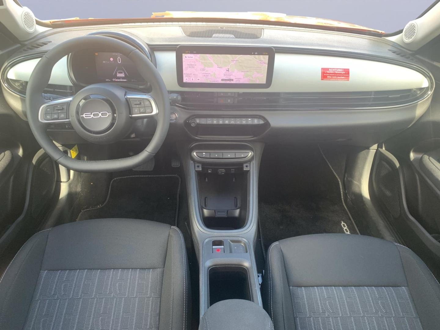 Fiat 600 Hybrid Business Edition
