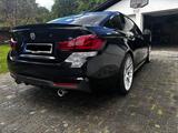 BMW 440 Gran Coupé 440i Gran Coupé M Sport A M Sport - BMW 440 Gran Coupé: Schwarz