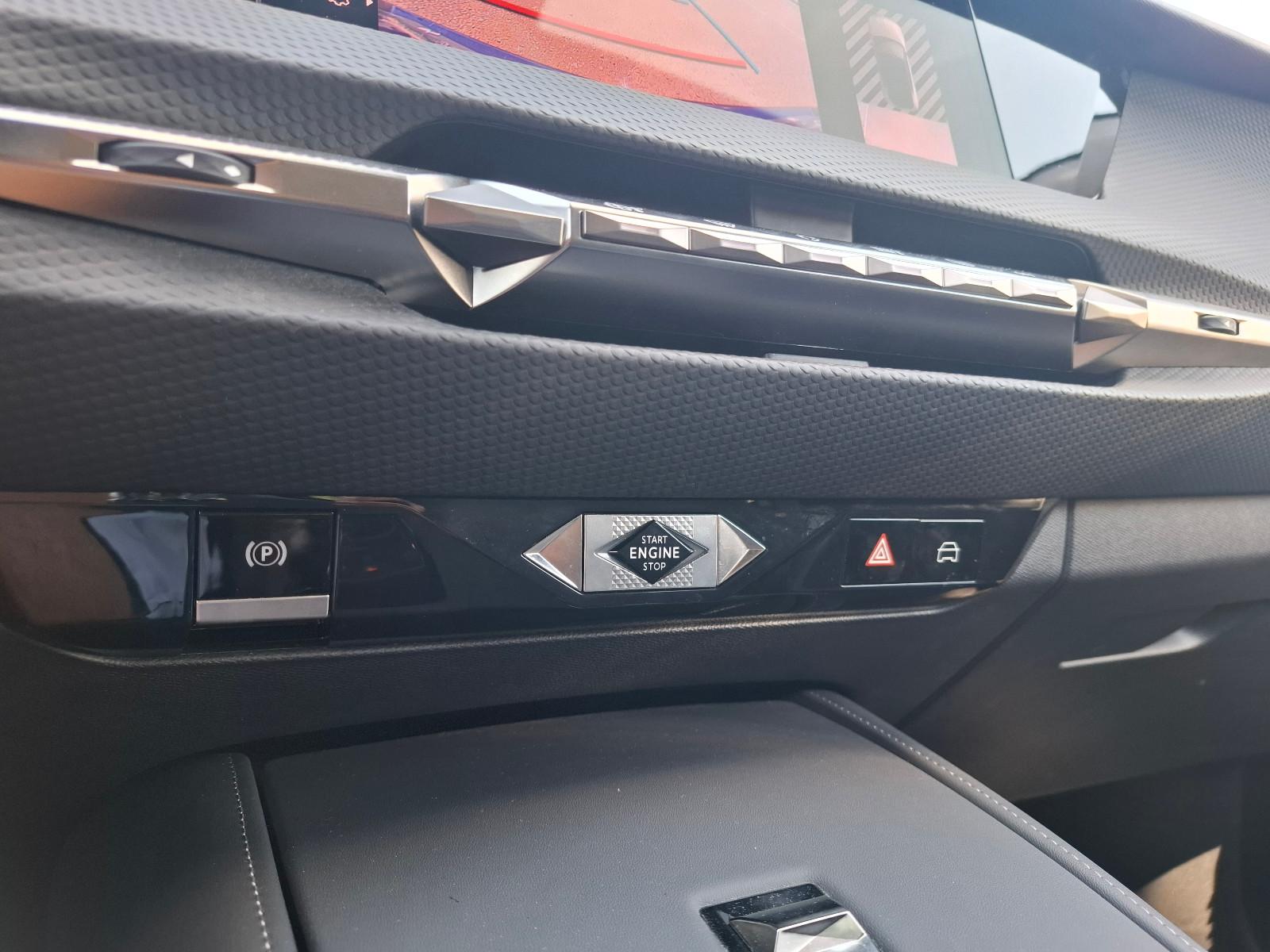 DS Automobiles DS4 Benzin1.2Aut Trocadero,Head-Up,RFK,LED,Leder