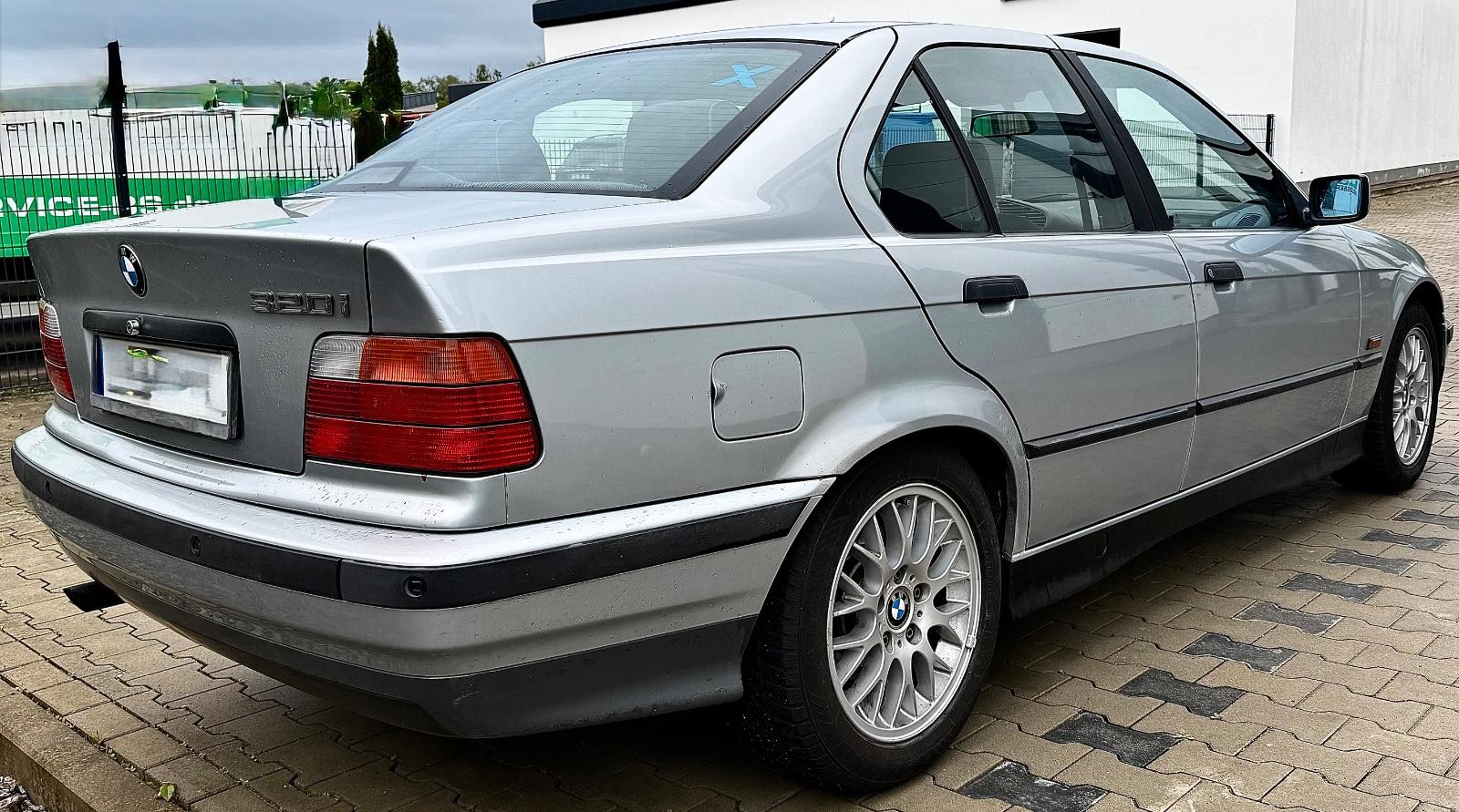 BMW 320 I