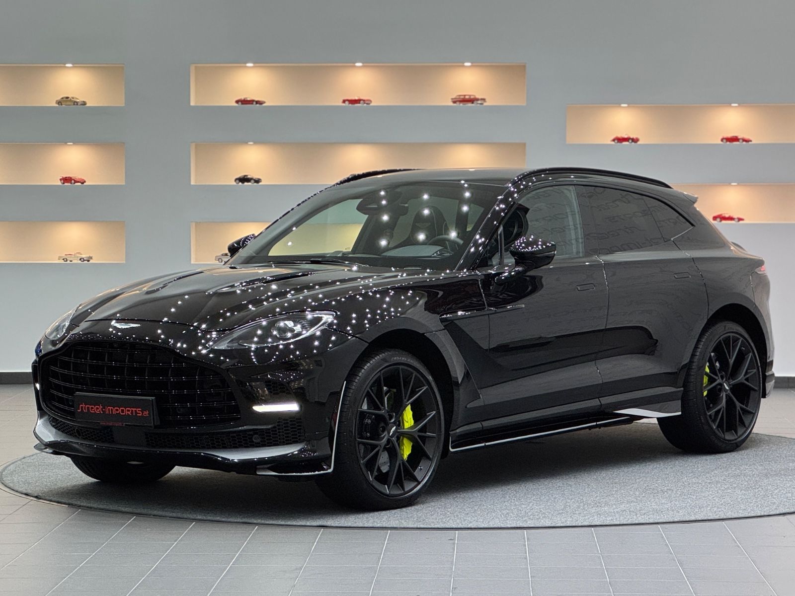 Aston Martin DBX 4.0 V8 DBX707 *AMR24* Neuwagenzustand*