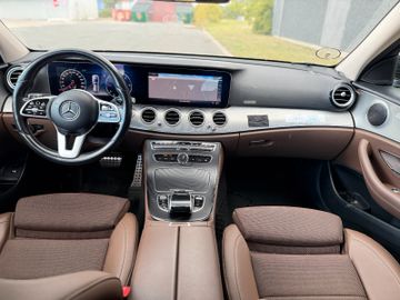 Mercedes E 220 - 10