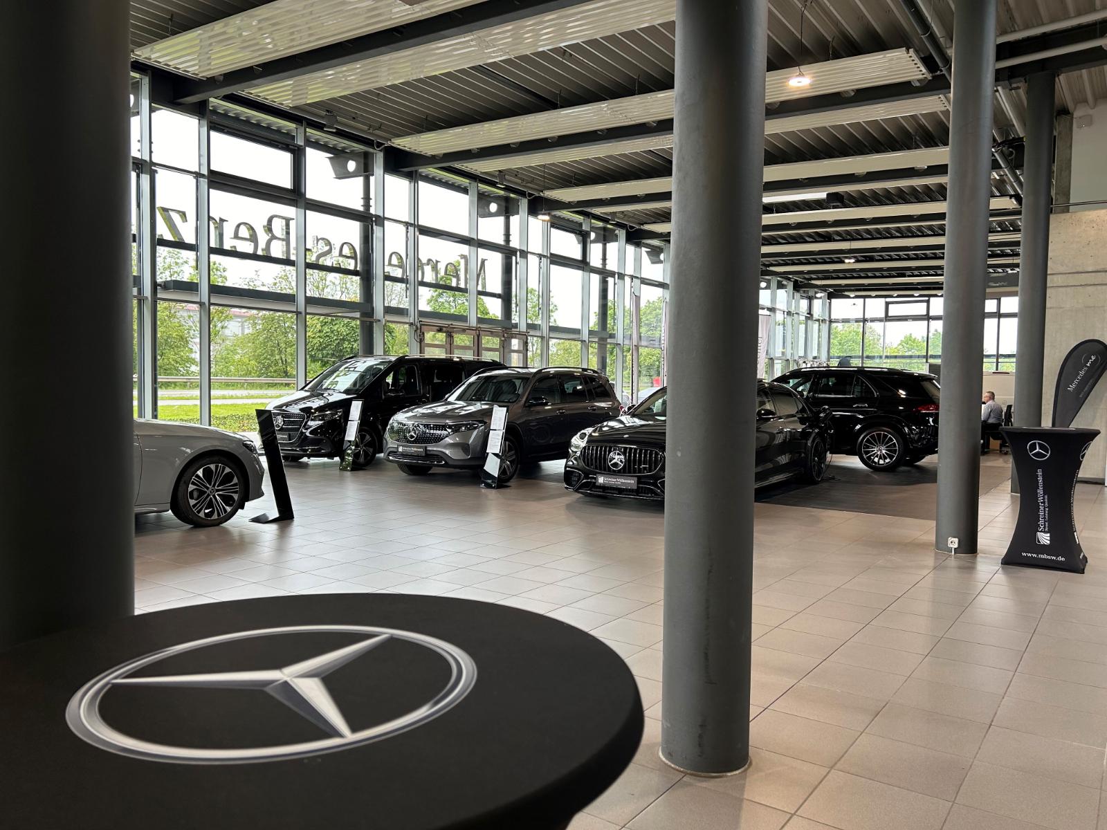 showroom-image-main