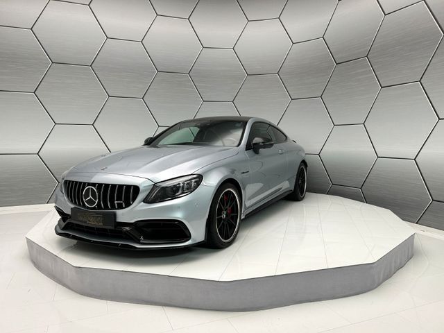 Mercedes-Benz C 63 S AMG Coupé Burmester Carbon Panorama