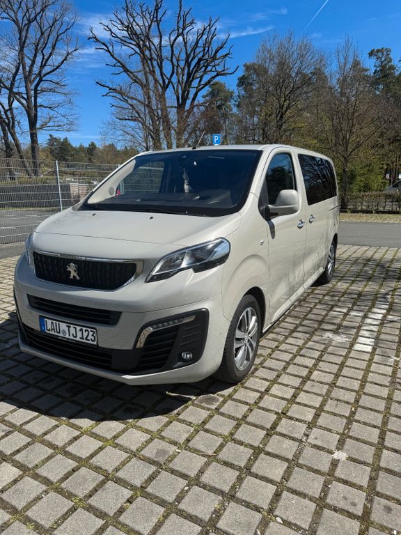Peugeot Traveller