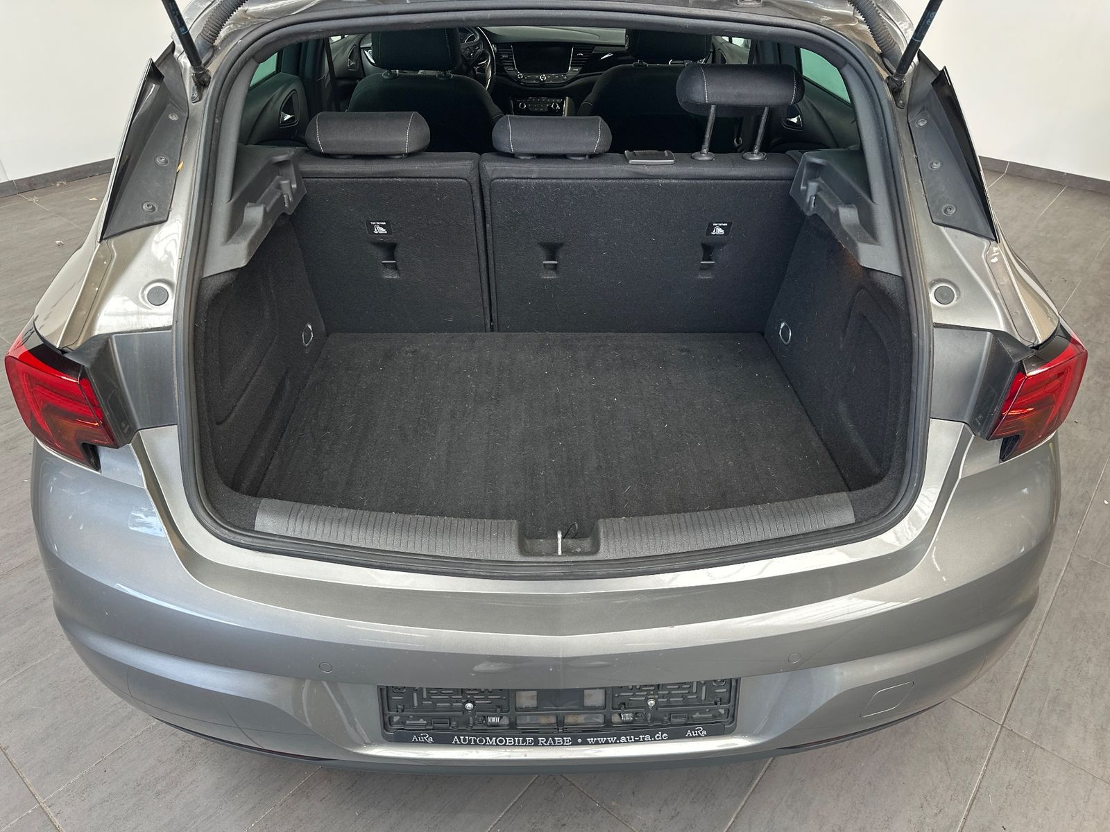 Fahrzeugabbildung Opel Astra 1.4 Turbo NAV+KAM+SHZ+PDC+KLIMA+TEMPOMAT