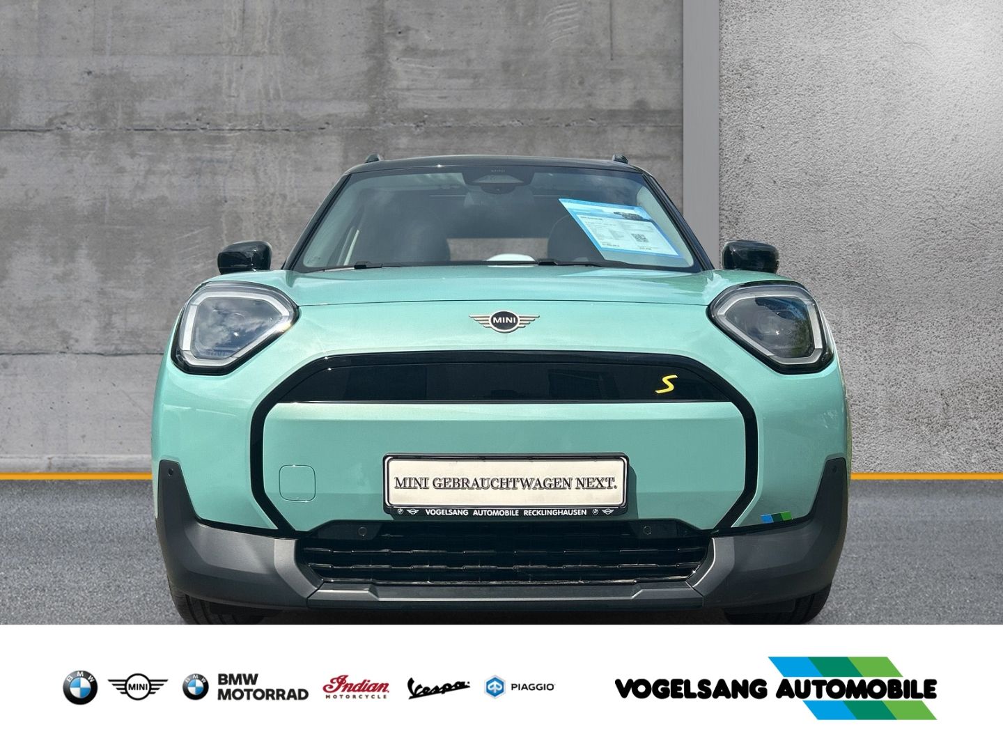 Fahrzeugabbildung MINI Aceman SE Classic Trim,Panodach,HeadUp,19''LMFel
