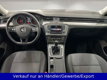 Volkswagen Passat Variant - 11
