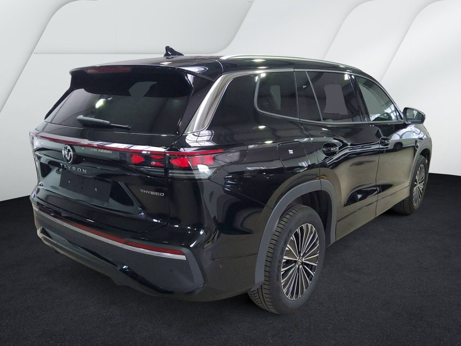 Tayron 1.5 TSI DSG eHybrid AHK+LED+NAV+SHZ+
