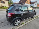 Dacia Sandero TCe 90 Stepway - Dacia Sandero: Schwarz