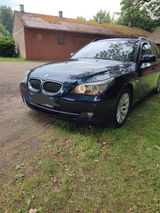 BMW 525i touring - - BMW 525 mit Benzin-Antrieb: Kombi