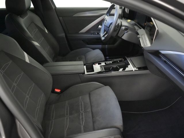 Astra L ST ULTIMATE AT+AHK+NAVI+360 GRAD KAMERA+