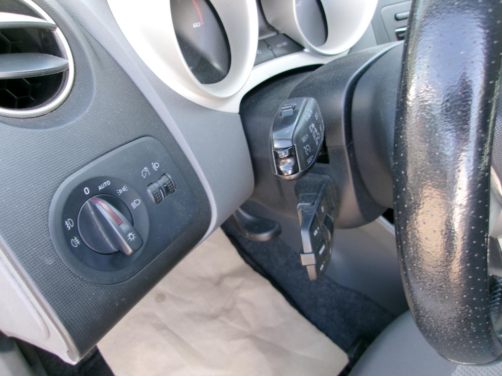 Seat Ibiza 2011 — photo 9