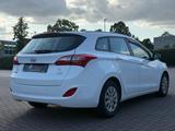 Hyundai i30 cw blue Style - Hyundai i30: Cw Style