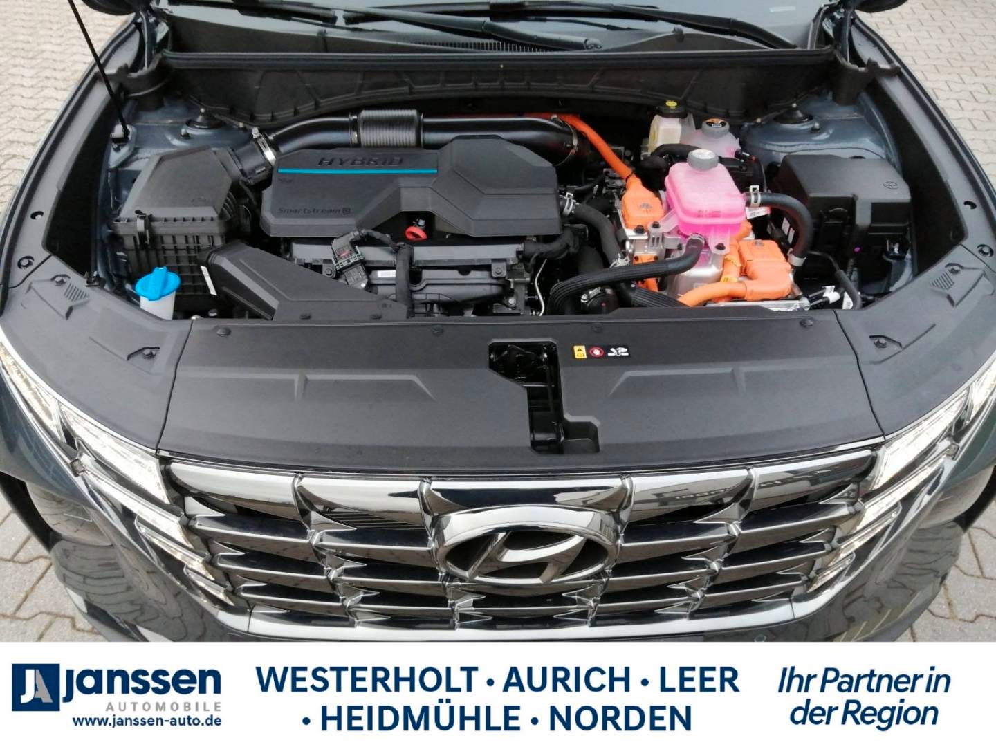 Fahrzeugabbildung Hyundai TUCSON Hybrid TREND Panoramadach,Assist.-Paket