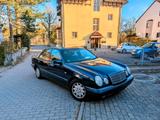 Mercedes-Benz Mercedes E200 W210 Automatik TÜV 10/26 145... - Mercedes-Benz E 200: Limousine, W210