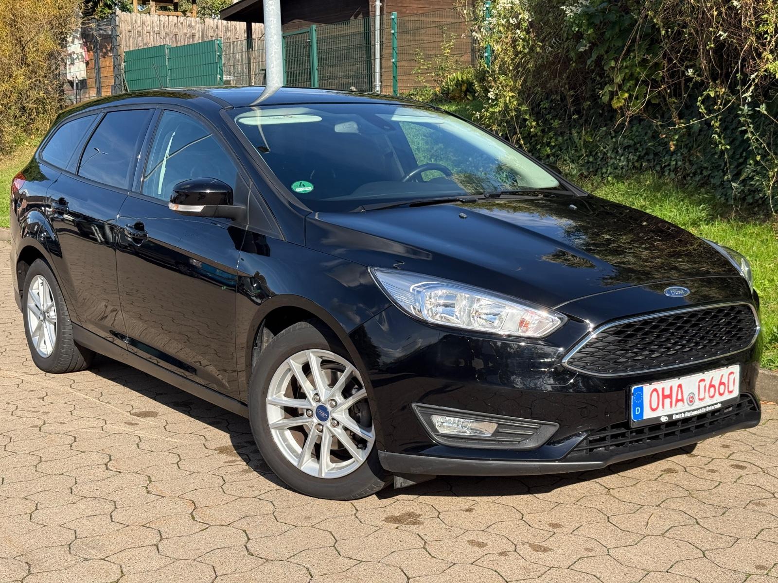 Ford Focus Turnier 1,0 Business erst 39tkm+AHK+Alu!!!