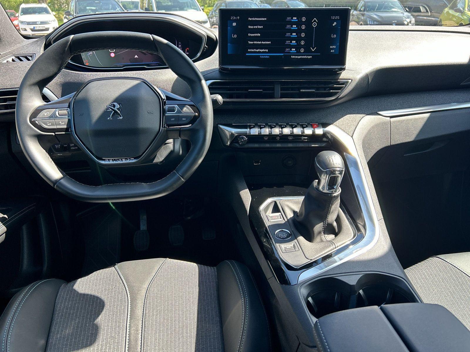 Peugeot 3008 Allure PureTech 130 NAVI/- 1 Jahr Garantie