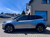 Peugeot 2008 GT PUTE130 EAT - silberne Peugeot 2008