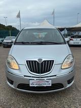 Lancia MUSA 1.3 Mjt 95 CV Gold - silberne Lancia MUSA