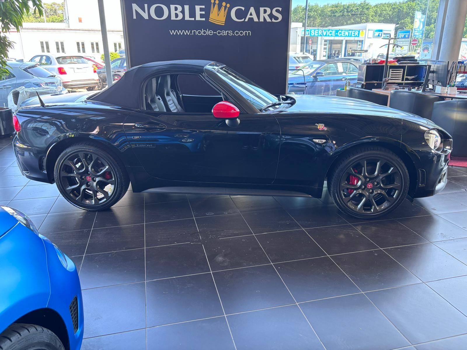 Fahrzeugabbildung Abarth 124 Spider Navi BOSE LED LEDER ALU