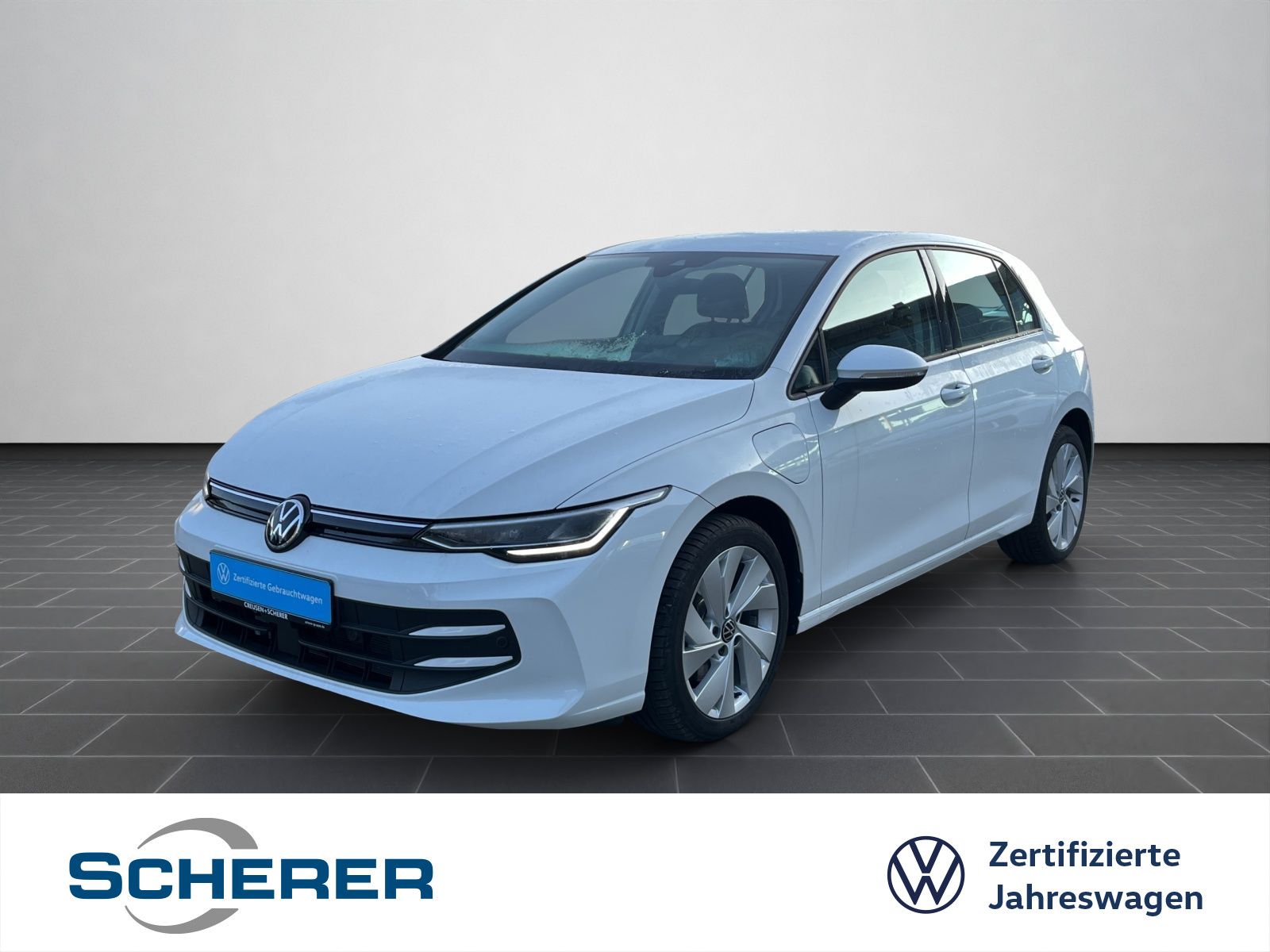 Volkswagen Golf VIII 1.5 TSI eHybrid DSG Life SHZ RFK ACC L