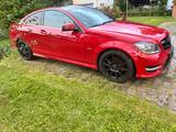 Mercedes-Benz AMG Paket, 7G-Tronic+, Webasto, Marderschreck - Mercedes-Benz 220: Coupé