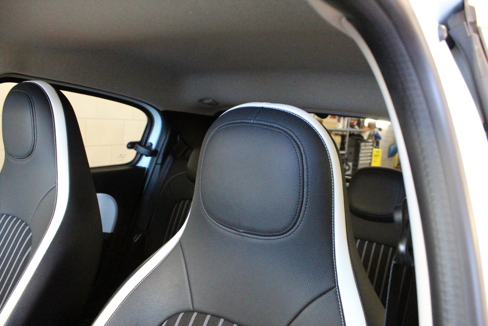 Fahrzeugabbildung Renault Twingo E-Tech 100% elektrisch*Plus Winterräder