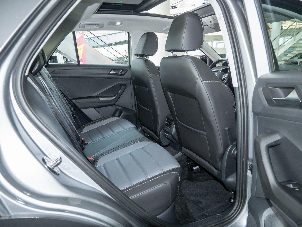 Volkswagen T-Roc 1.5 TSI DSG Style Pano Leder Standhzg., миниатюра 5