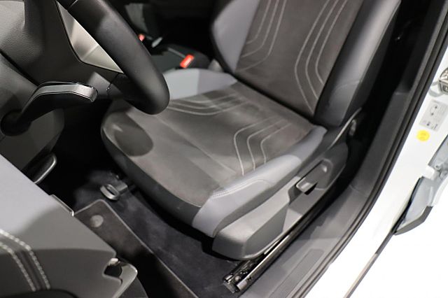 ID.4 Pro 150kW AHK Wärmep. ACC LED NAVI ab 1,99%