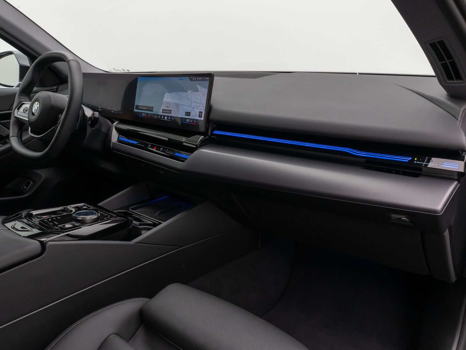 Fahrzeugabbildung BMW 520d Kamera DAB DrivingAssist Sport LED 18Zoll