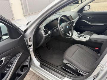 BMW 318 - 9