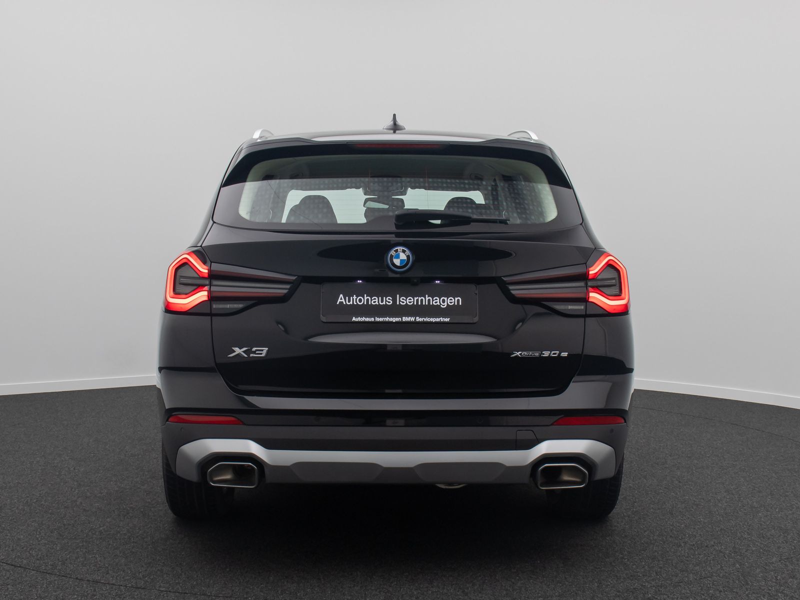 Fahrzeugabbildung BMW X3 xD30e Sport HUD DAB Kamera AHK Alarm 18Zoll