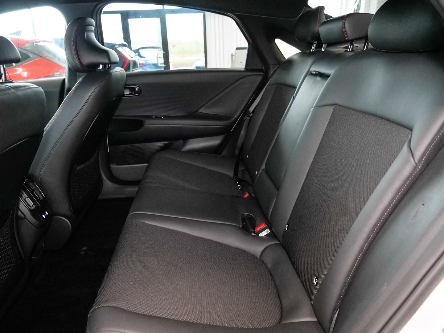 Hyundai IONIQ 6 - Bild 12
