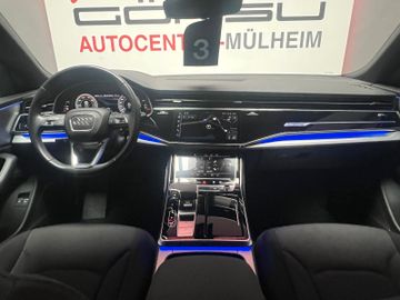 Audi Q8 - 11