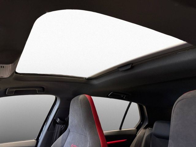 Golf VIII GTI 2.0 TSI Clubsport AKRA MATRIX+PANO