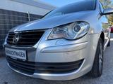 Volkswagen Touran 1.9 TDI Klima Navi Shz Pdc AHK 7-Sitze - Volkswagen Touran: 1.9