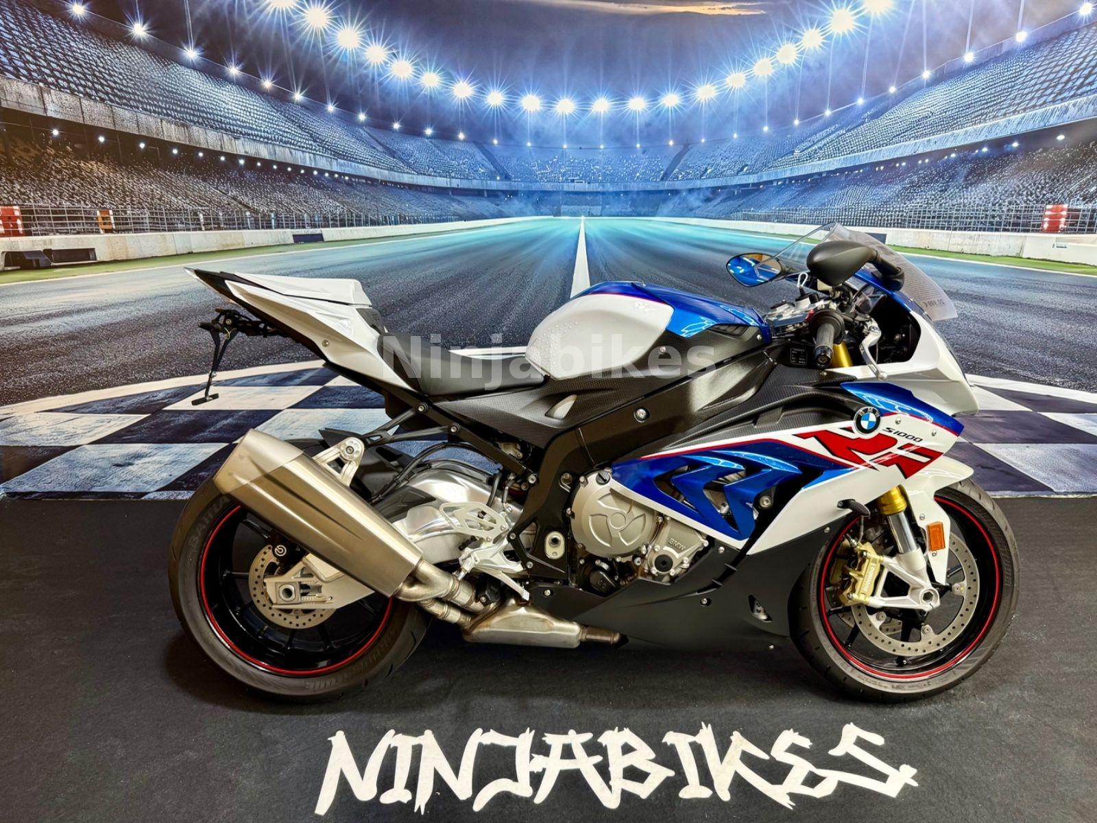 BMW S1000RR*Sammlerstück*Nur 3000km*