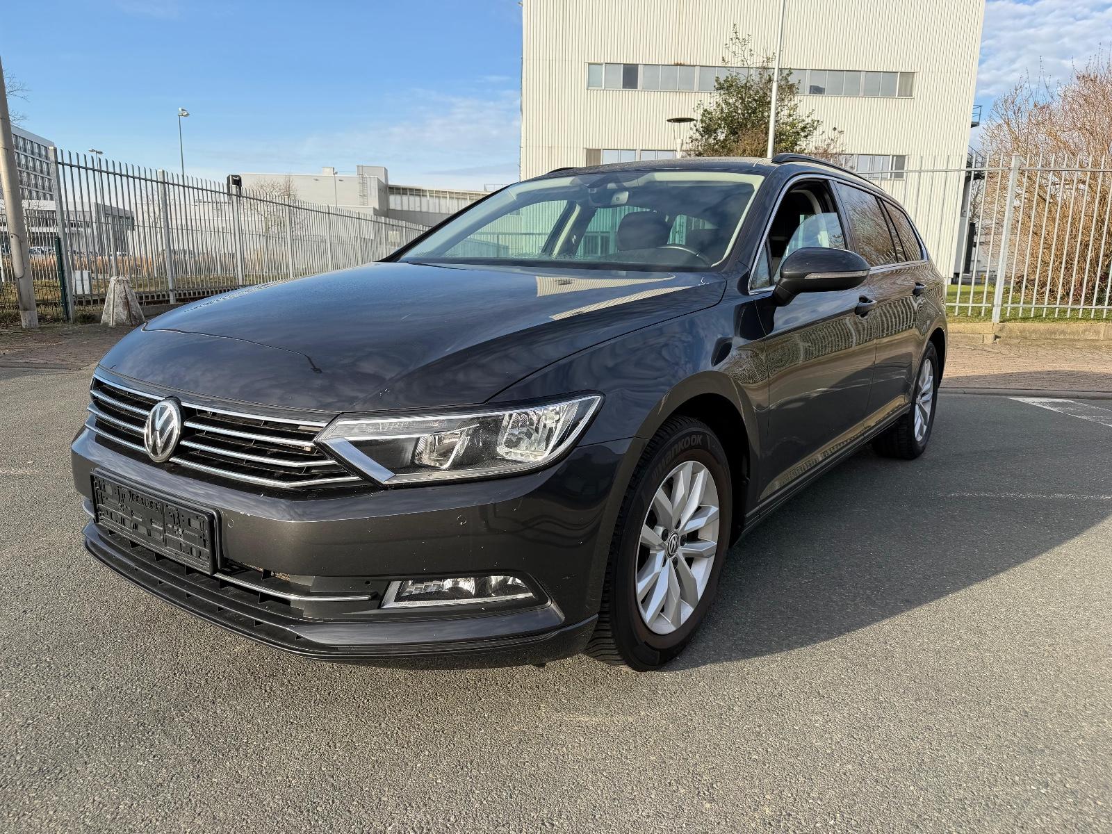 Volkswagen Passat Variant 2.0l TDI LED ACC Allwetter 03/27