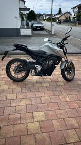 Honda CB 125 r TÜV bis 08.2026 - HONDA HONDA125