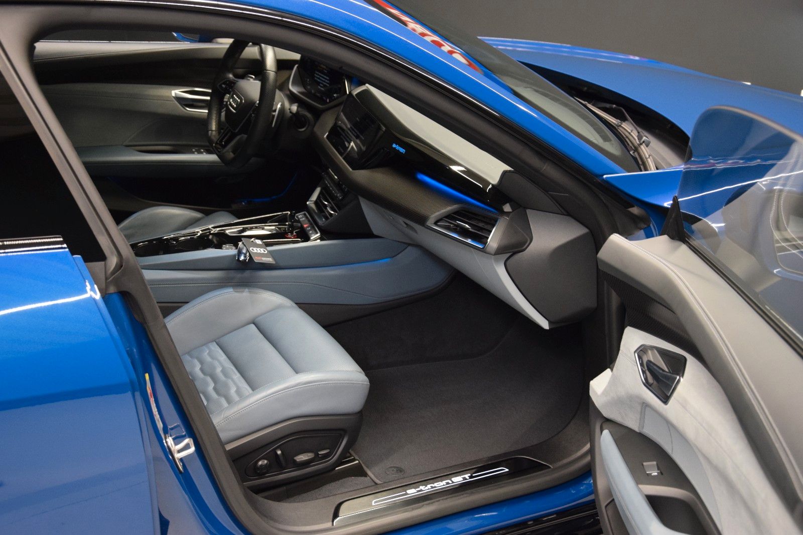 Fahrzeugabbildung Audi e-tron GT quattro Leder Panorama ACC HeadUp B&O
