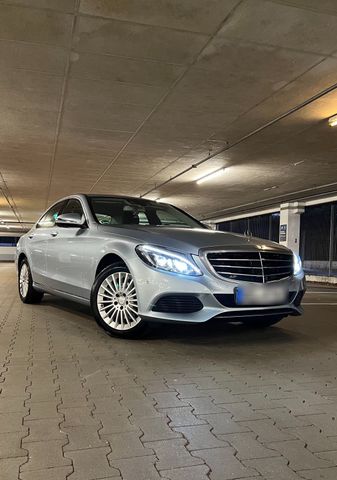 Mercedes-Benz Mercedes Benz C200 AMG Line, Erste Hand!!!!