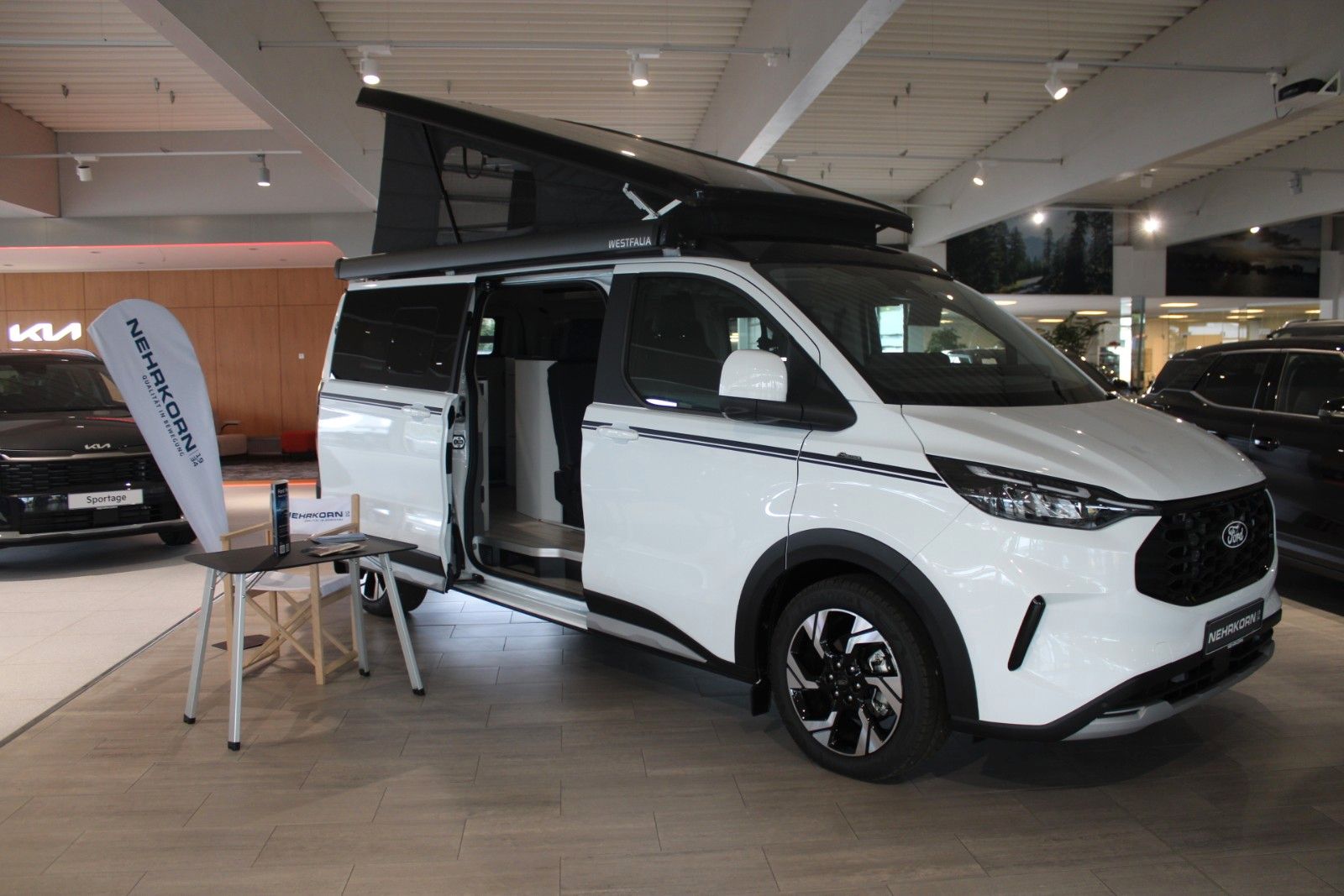 Fahrzeugabbildung Ford NUGGET L2 Active 40 JAHRE EDITION Aufstelldach