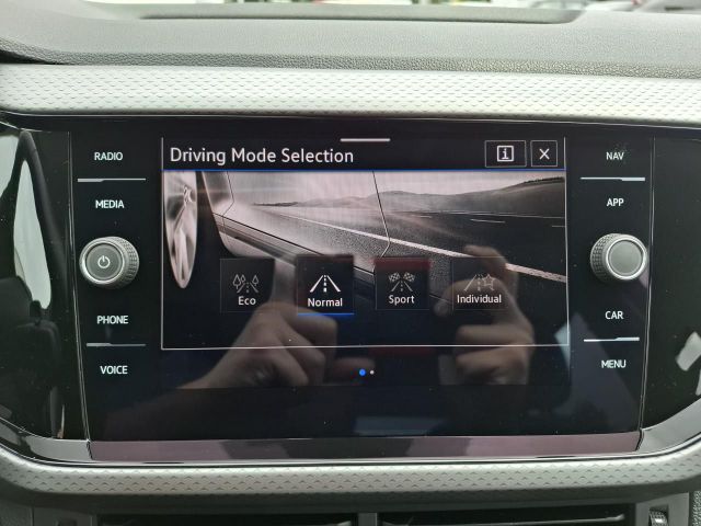 T-CROSS 1.5 TSI DSG ACTIVE SHZ+LED+CAM+NAVI+ACC