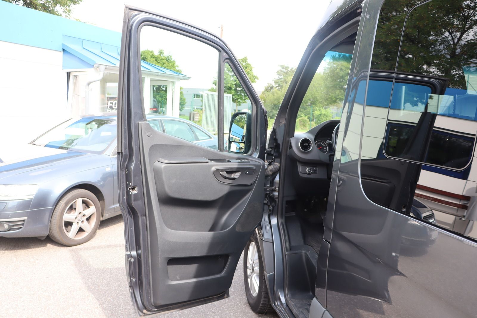Fahrzeugabbildung Mercedes-Benz Sprinter AAC * Sitzhzg * EXTRALANG * XXL * Maxi