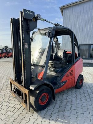 Linde H30T-02