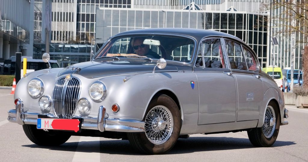 Jaguar MK II